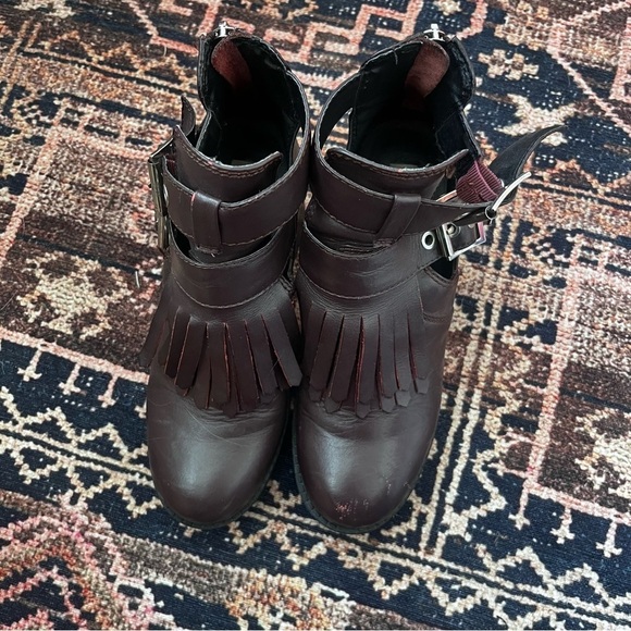 Steve Madden Tullia Burgundy Fringed Cut Out Heeled Ankle Boots 7 - Picture 6 of 9